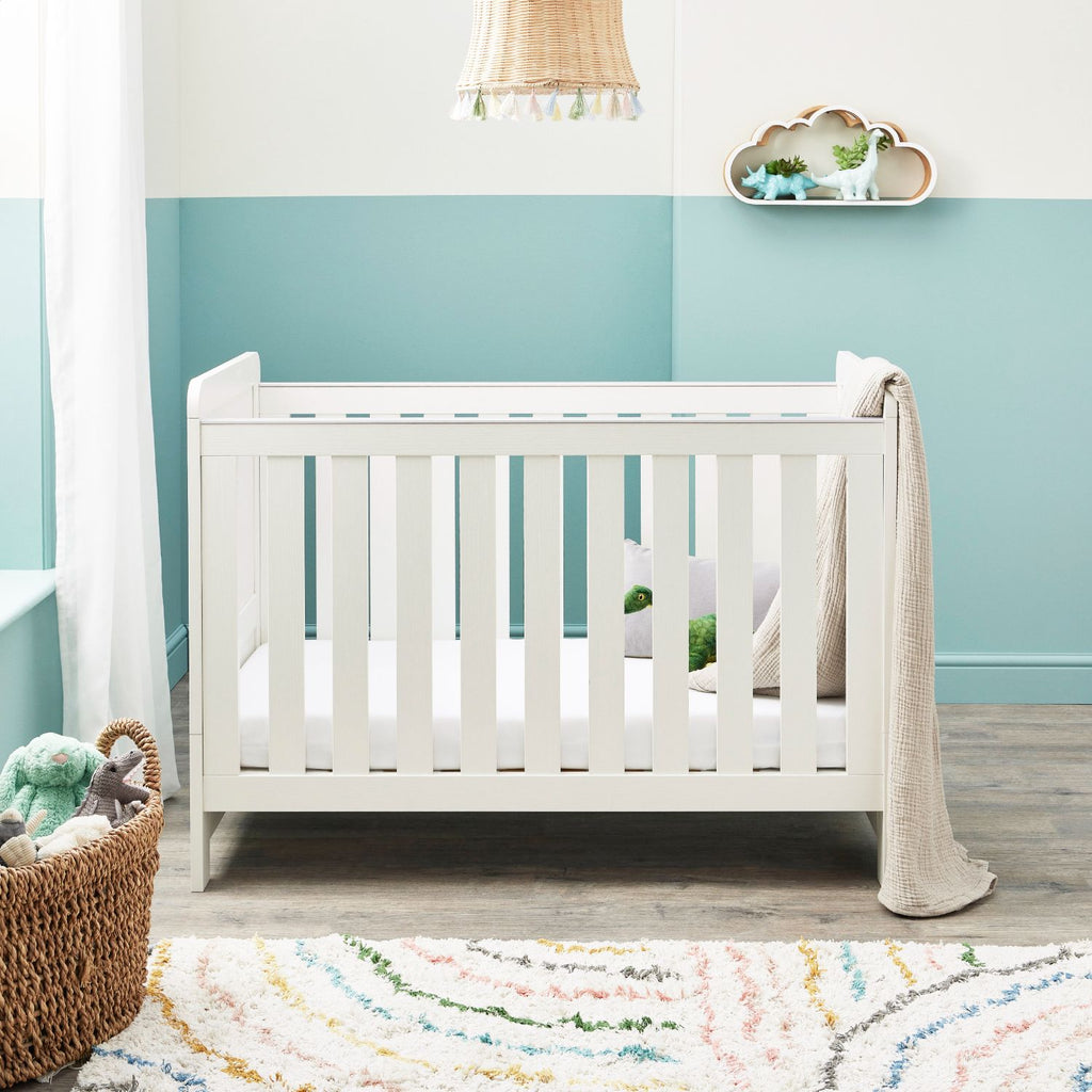Caro Mini 3 Piece Room Set