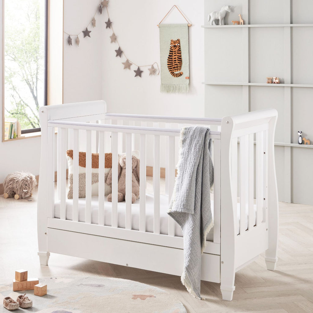 Eva 2 Piece Room Set White