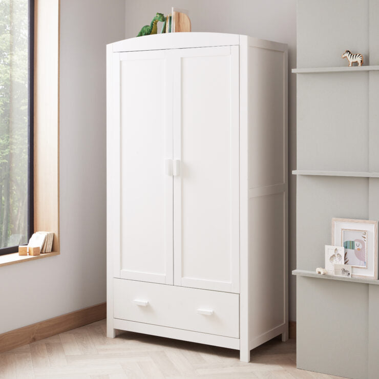 Universal Wardrobe - White