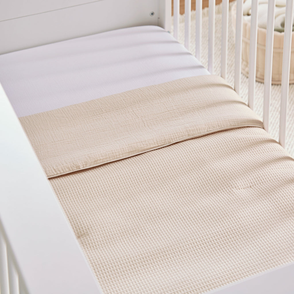 Cot Bed Quilt - Cashmere Waffle