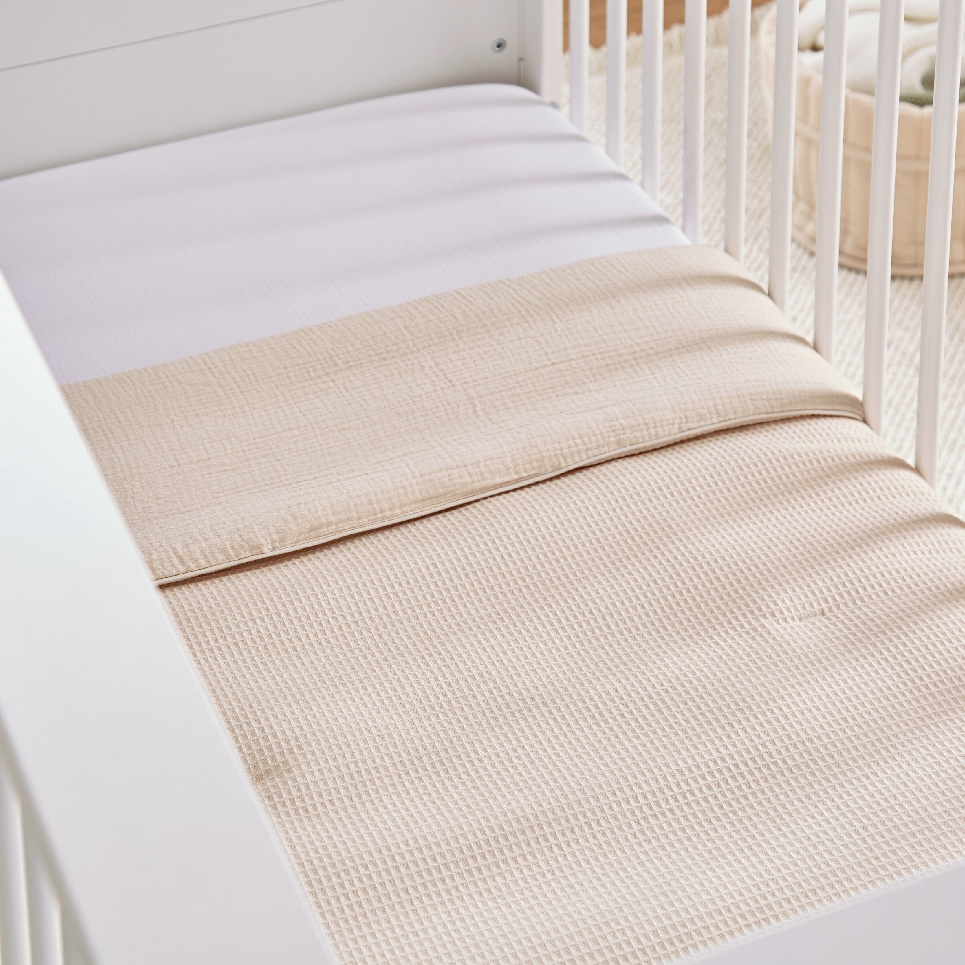 Cot Bed Quilt - Cashmere Waffle