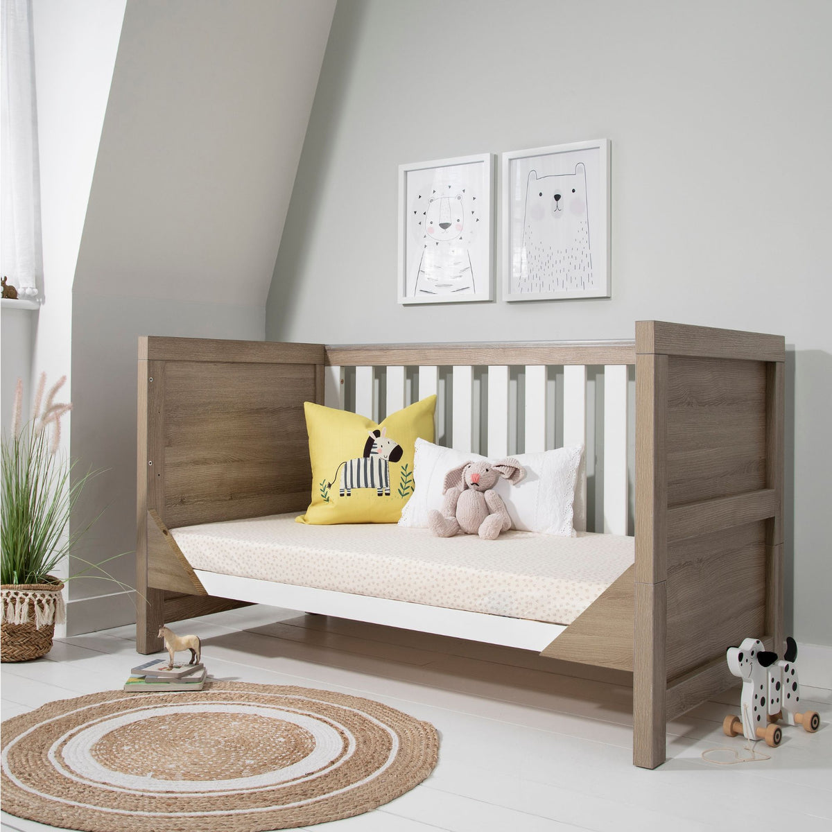 Tutti Bambini Modena 2 Piece Room Set - White/Oak