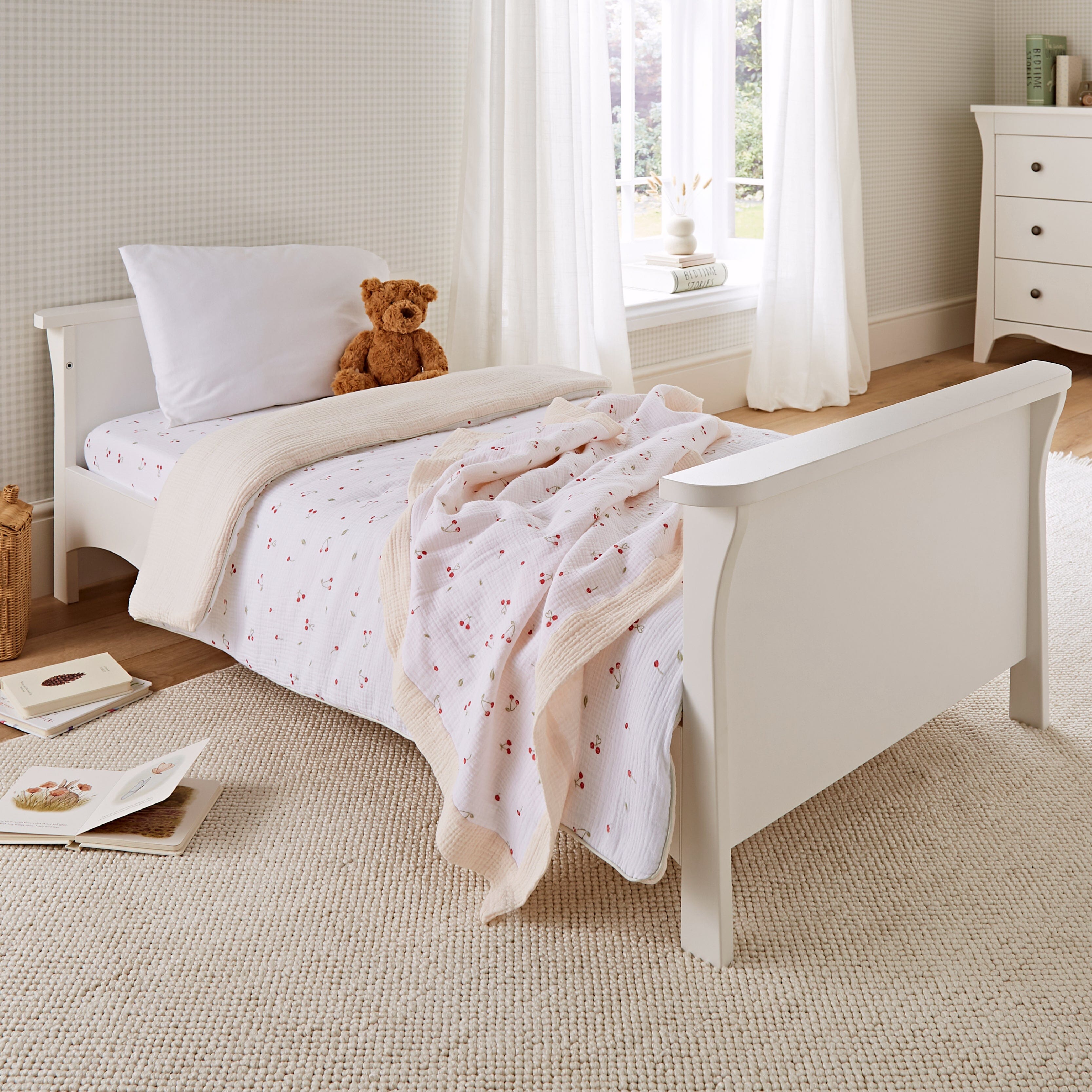 4 Piece Cot Bed Bedding Set - Ditsy Cherry