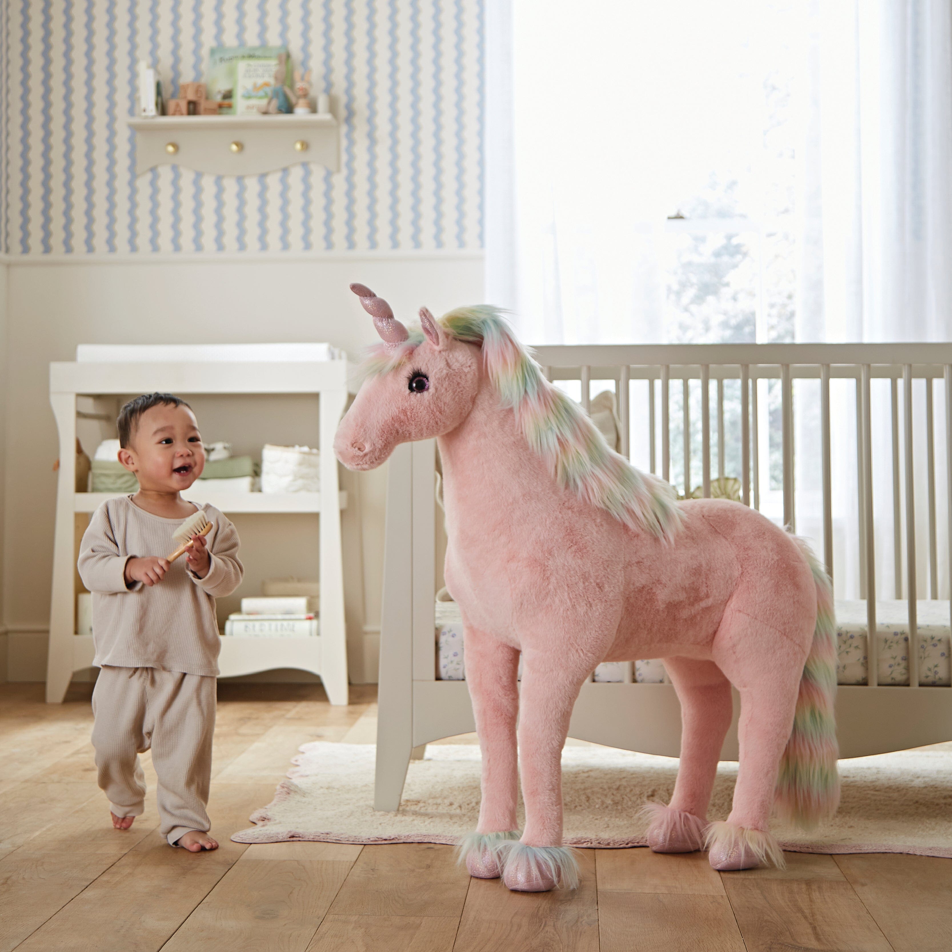 Standing Unicorn - Rainbow