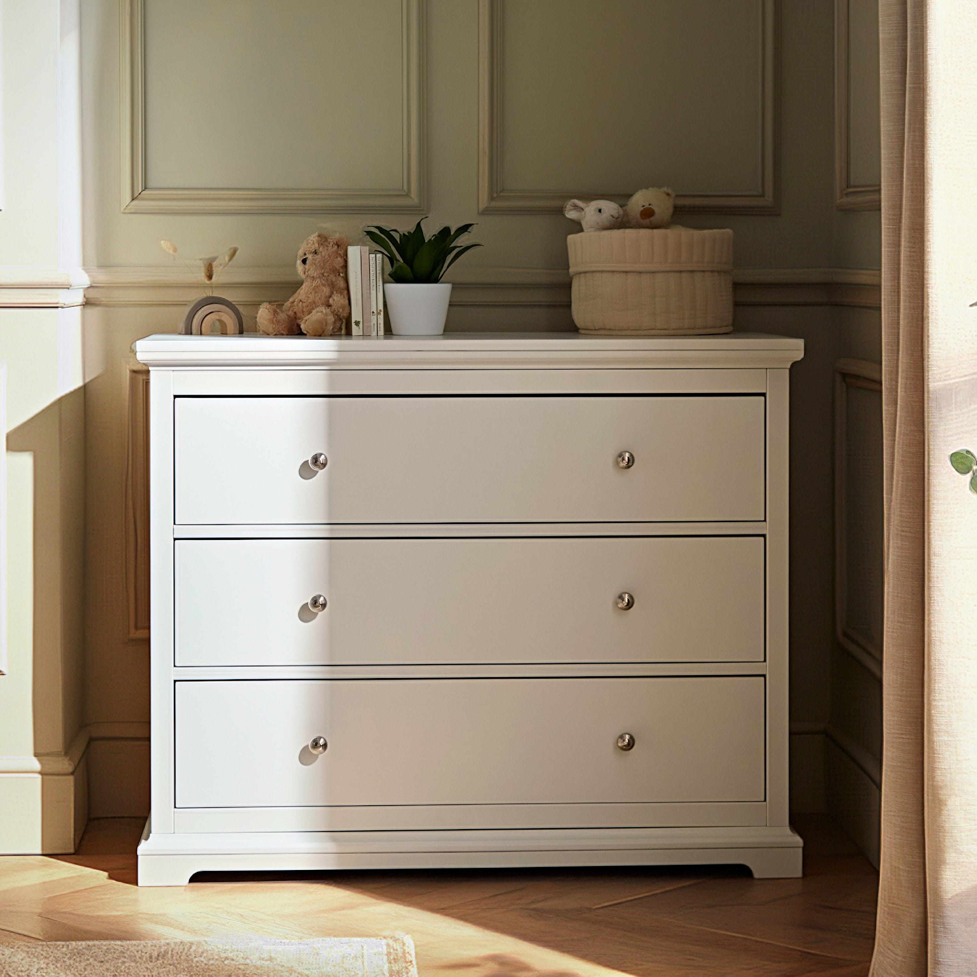 Beaumont Dresser Changer - White
