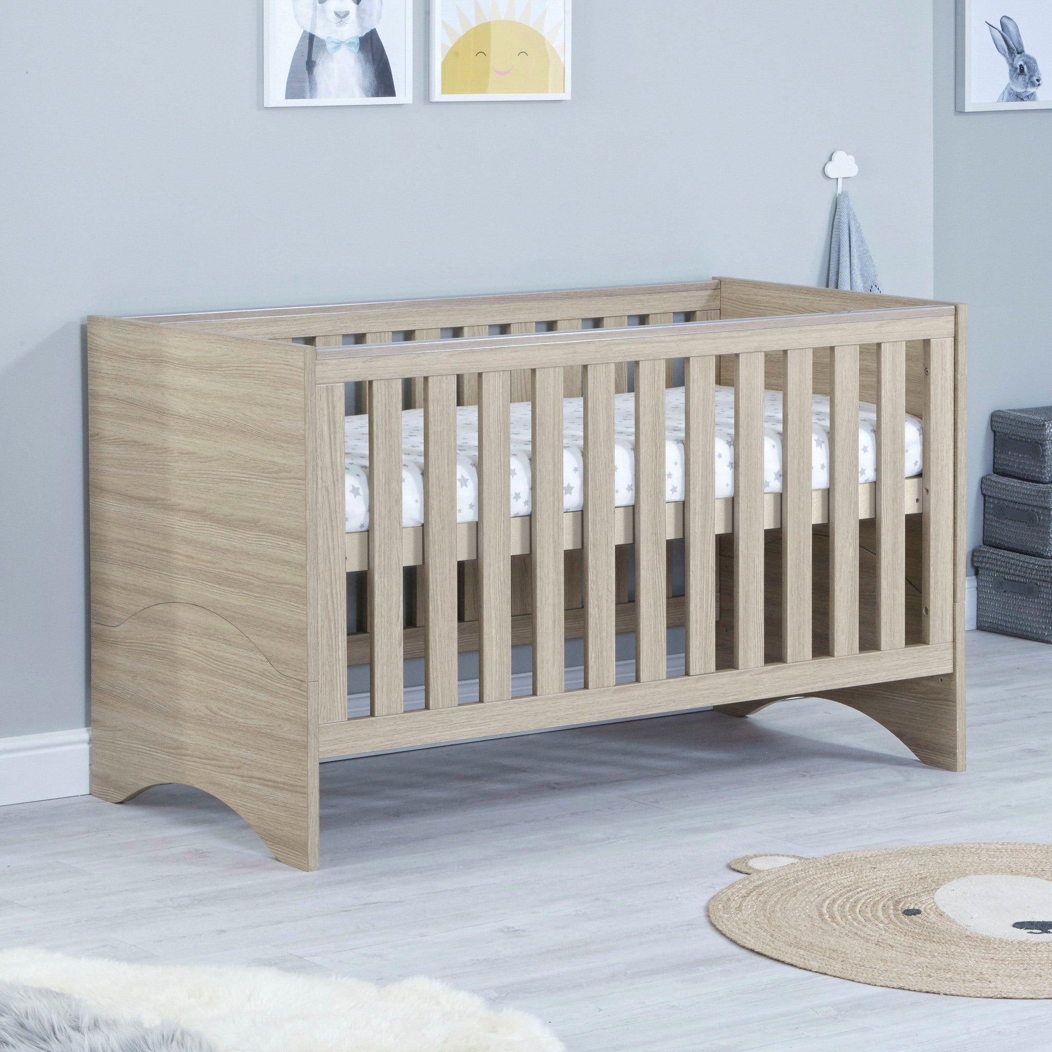 Veni Cot Bed - Oak